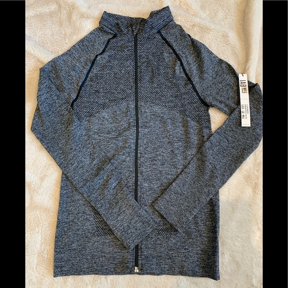 IABMFG carbon lightweight jacket
